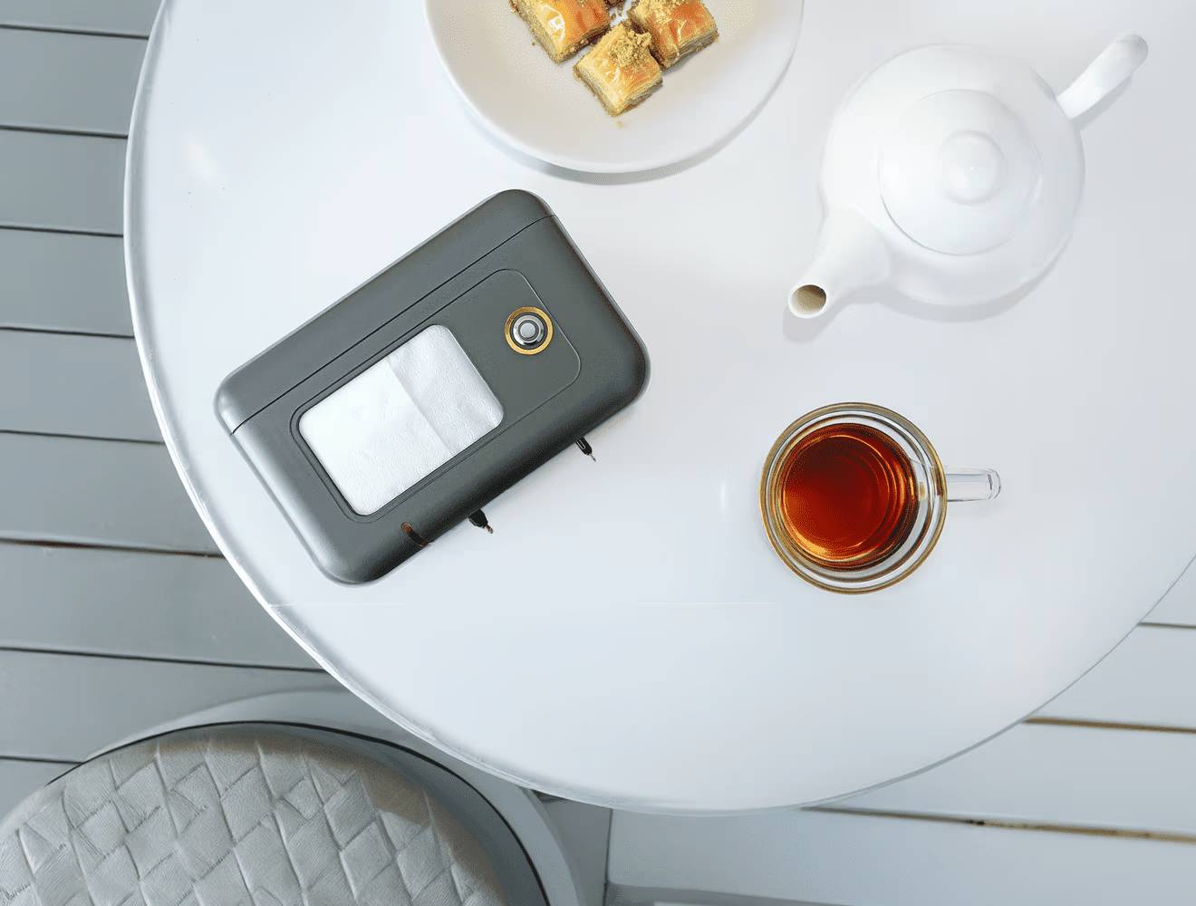 Replaces the Napkin Holder Without Crowding